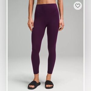 Lululemon Wunder Under Leggings Size 2 Length 28 inches